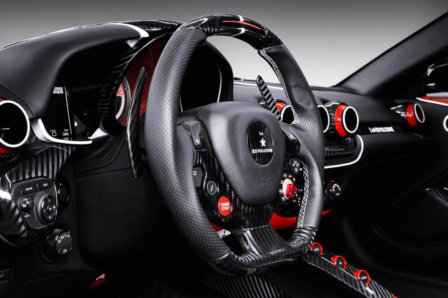 Панель приборов Ferrari F12berlinetta La Revoluzione by Mansory 2013 года  (фото 7 из 9)